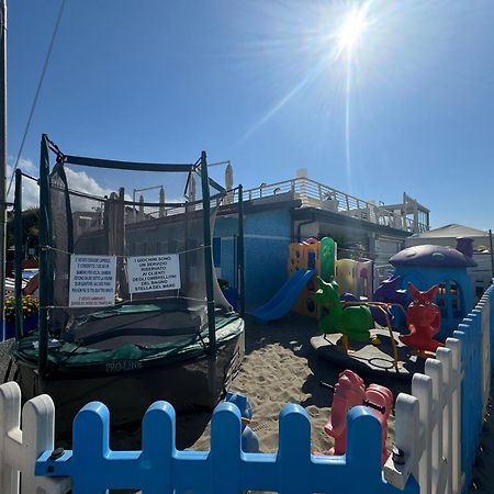 Hotel Bagno Stella Del Mare マリーナ・ディ・カッラーラ エクステリア 写真